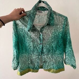 Tramp Teal Button Down with 3/4 Sleeves and Gold Detailing